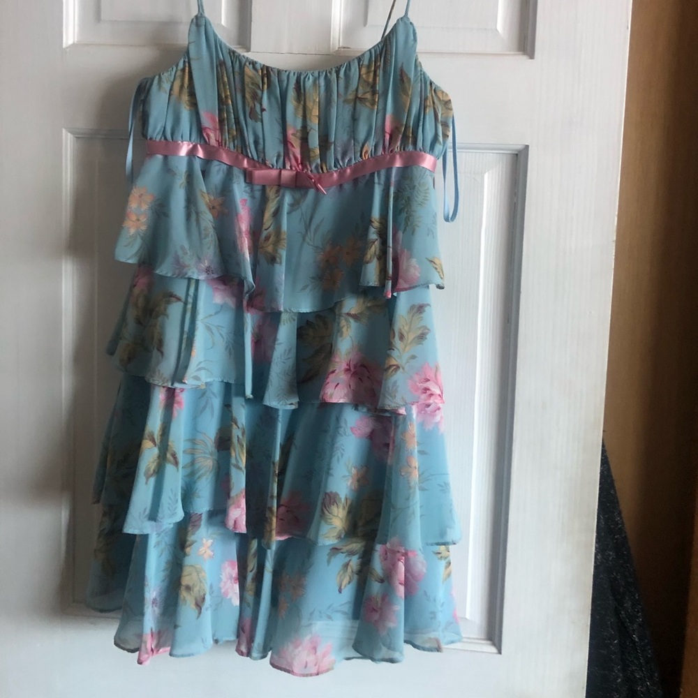 Spring is coming Fun dress & super cute on!